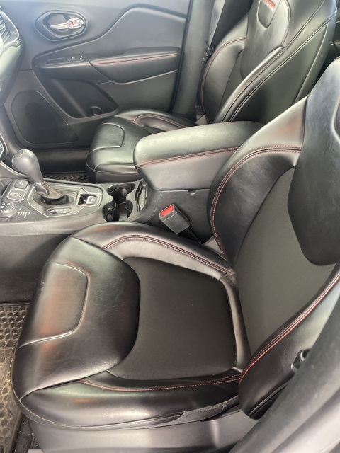 2020 Jeep Cherokee Trailhawk photo 16