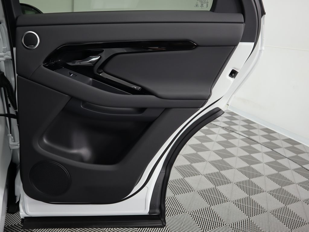 2025 Land Rover Range Rover Evoque S photo 24