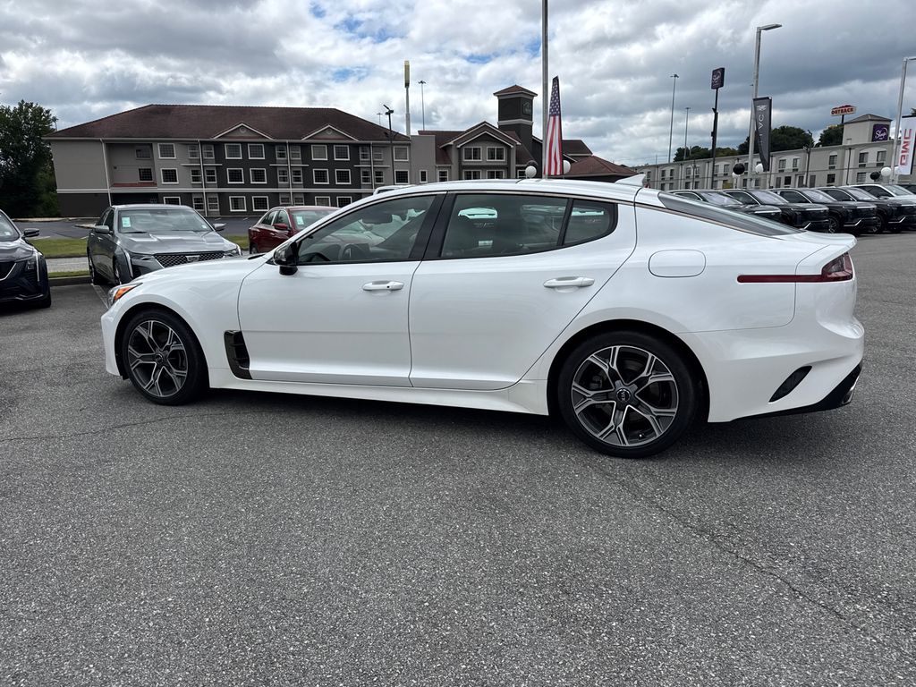 2020 Kia Stinger GT-Line photo 6