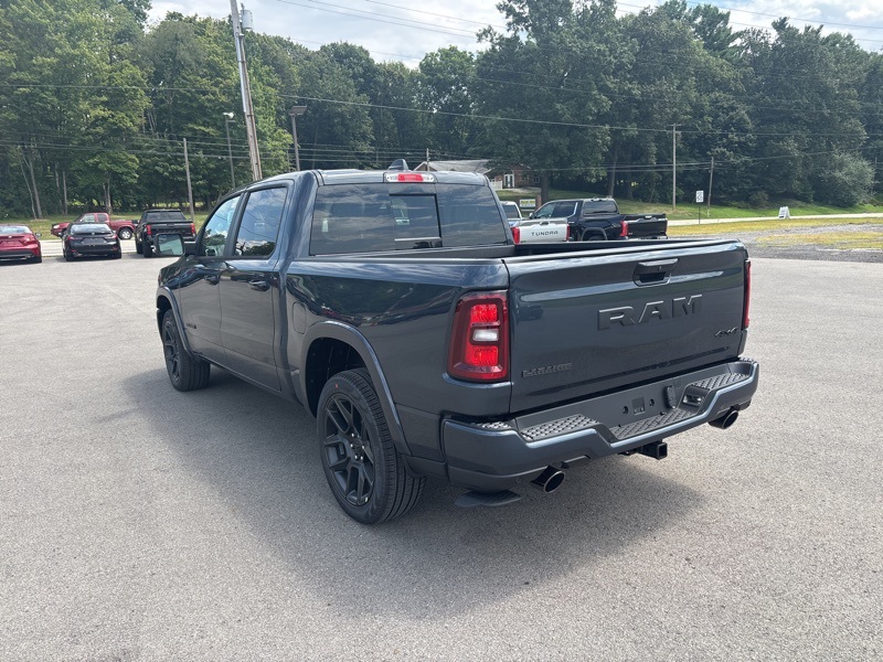 2026 Ram 1500 Laramie photo 3