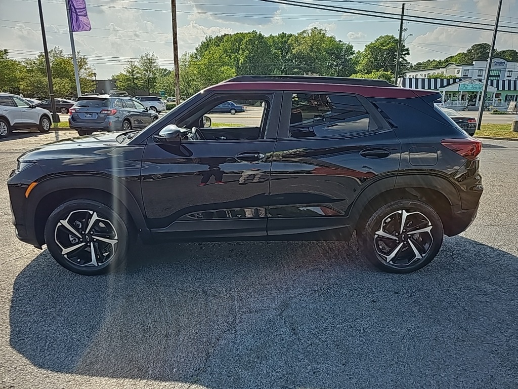 2022 Chevrolet Trailblazer RS photo 2