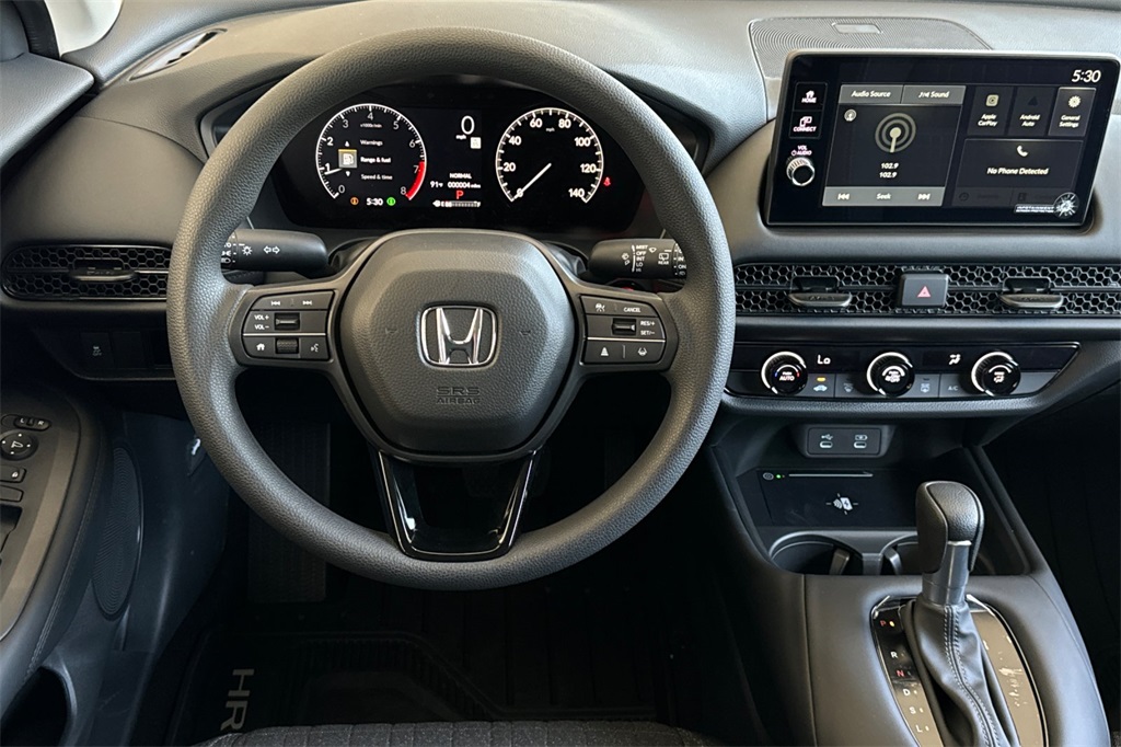 2026 Honda HR-V LX photo 13