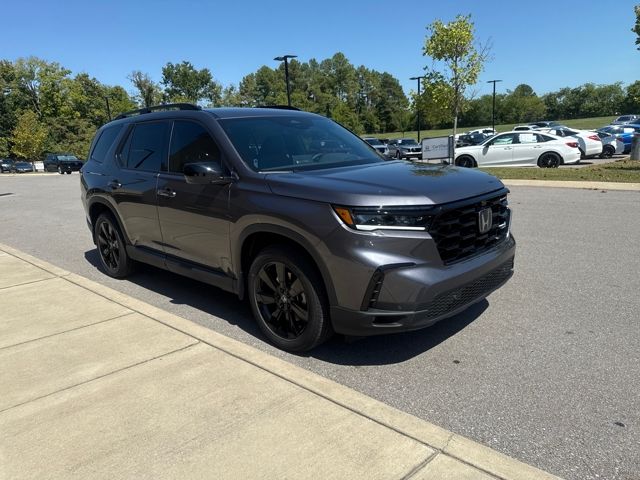 2025 Honda Pilot Black Edition photo 6