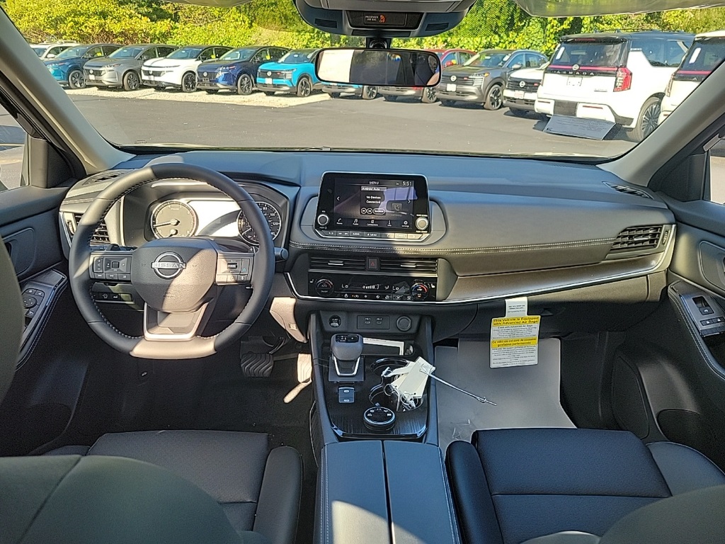 2026 Nissan Rogue SV photo 21
