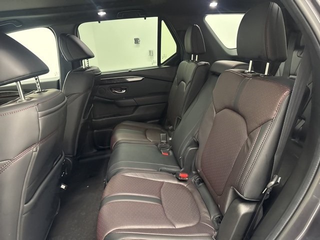2025 Honda Pilot Black Edition photo 13