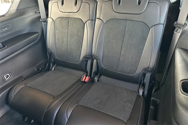 2025 Jeep Grand Cherokee Altitude photo 14