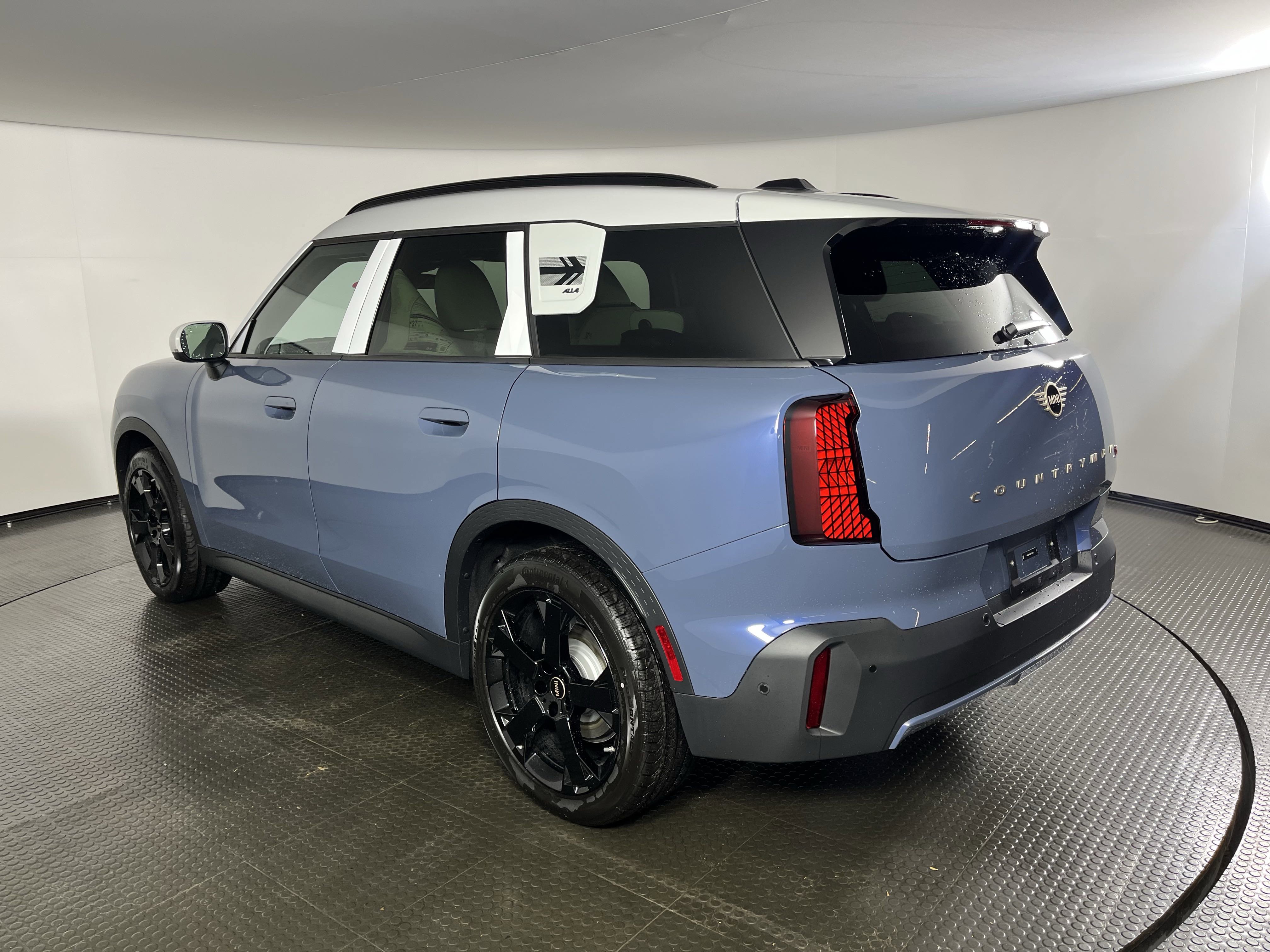 2025 Mini Cooper S ALL4 photo 7