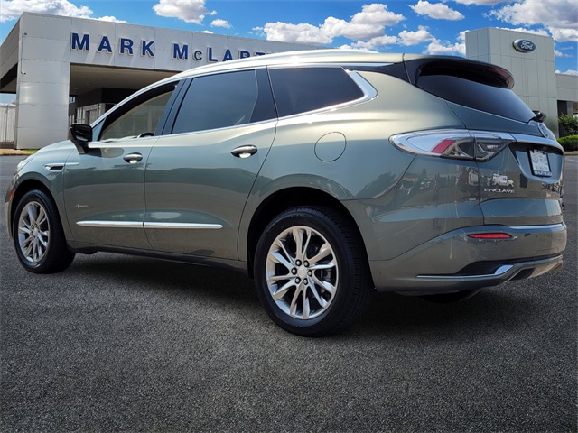 2022 Buick Enclave Avenir photo 5