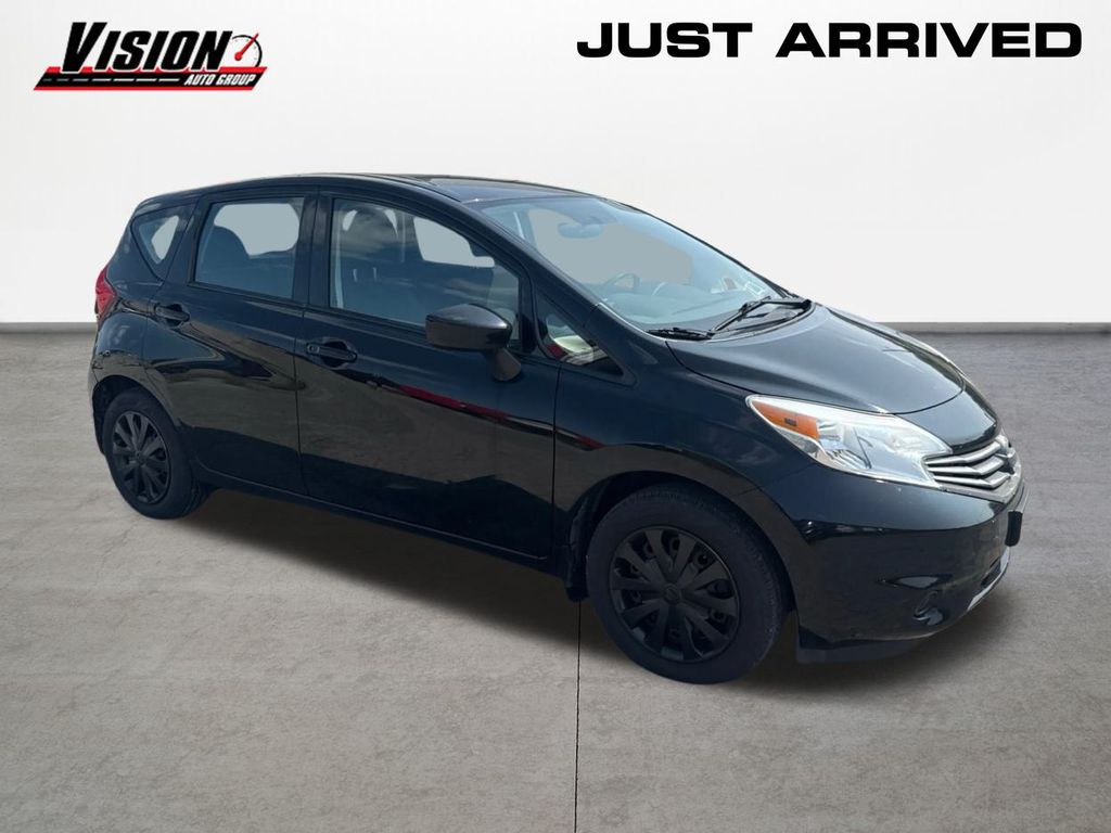 2015 Nissan Versa Note Plus photo 3