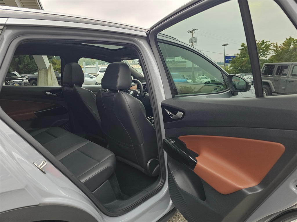2021 Volkswagen ID.4 Pro S Gradient photo 14