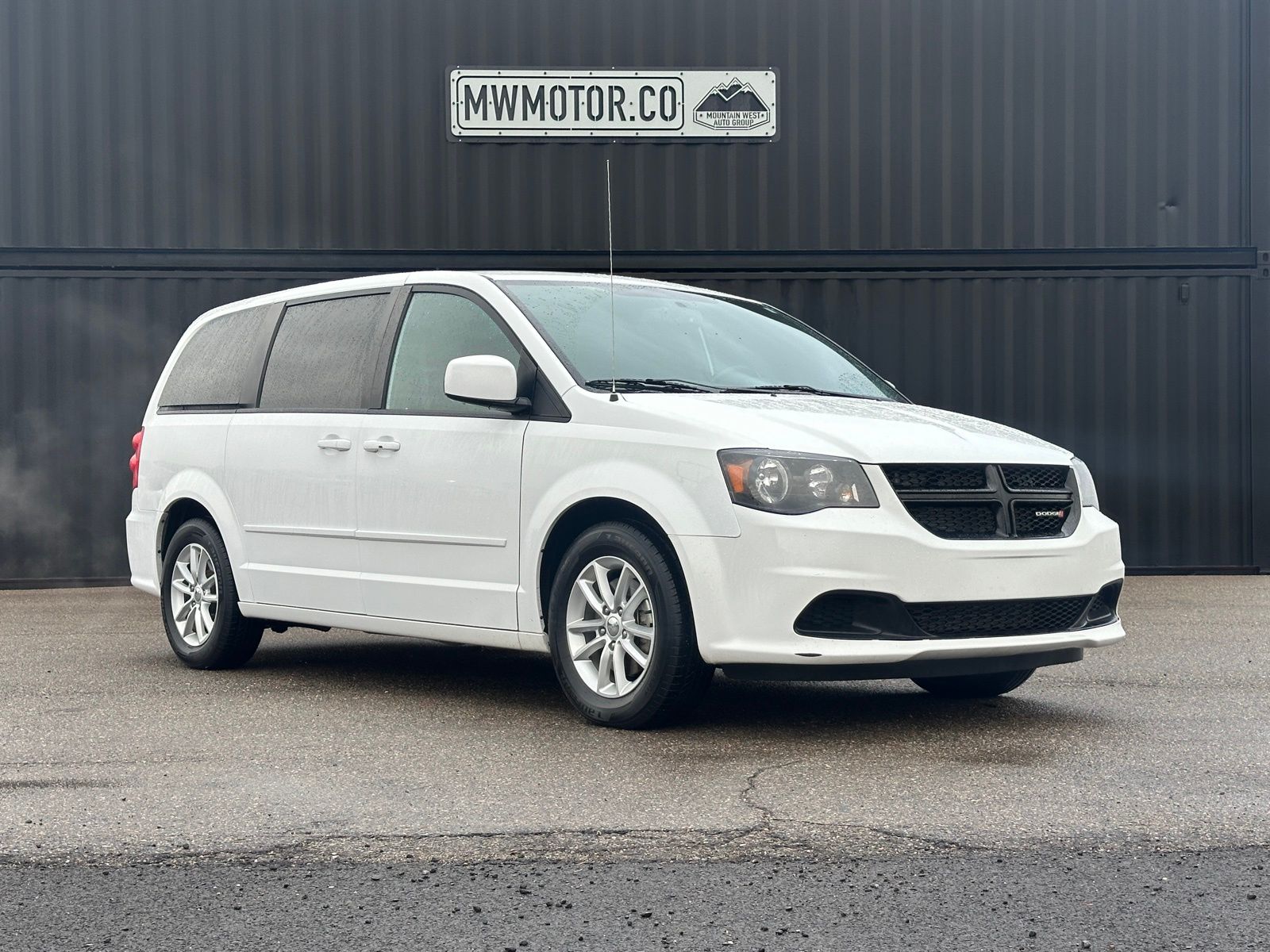 2017 Dodge Grand Caravan SE Plus's photo
