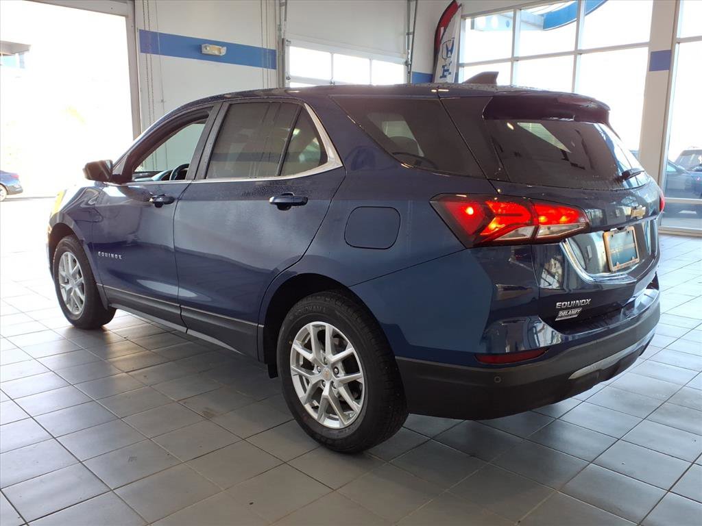 2022 Chevrolet Equinox LT photo 4