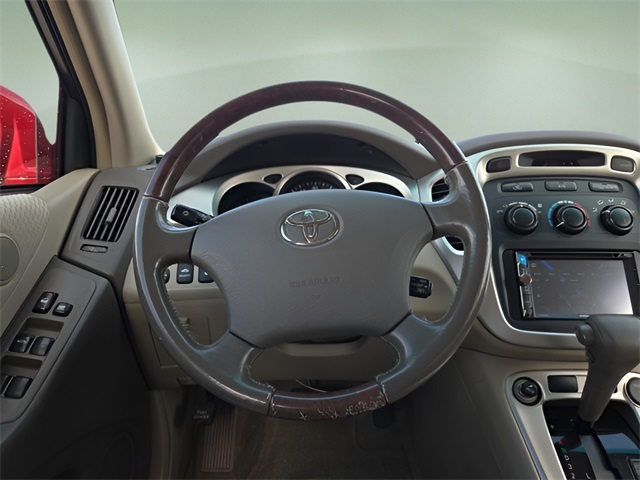 2004 Toyota Highlander photo 13
