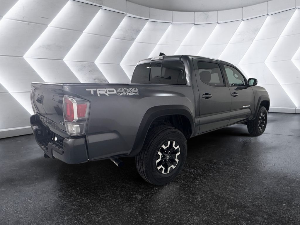 2022 Toyota Tacoma TRD Off-Road photo 4