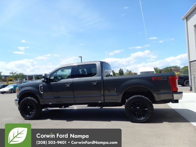 Used 2017 Gray Ford XLT image 6