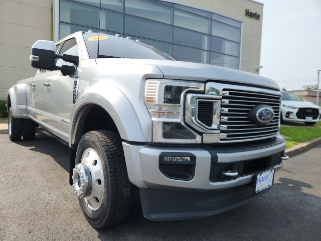 2022 Ford F-450 photo 2