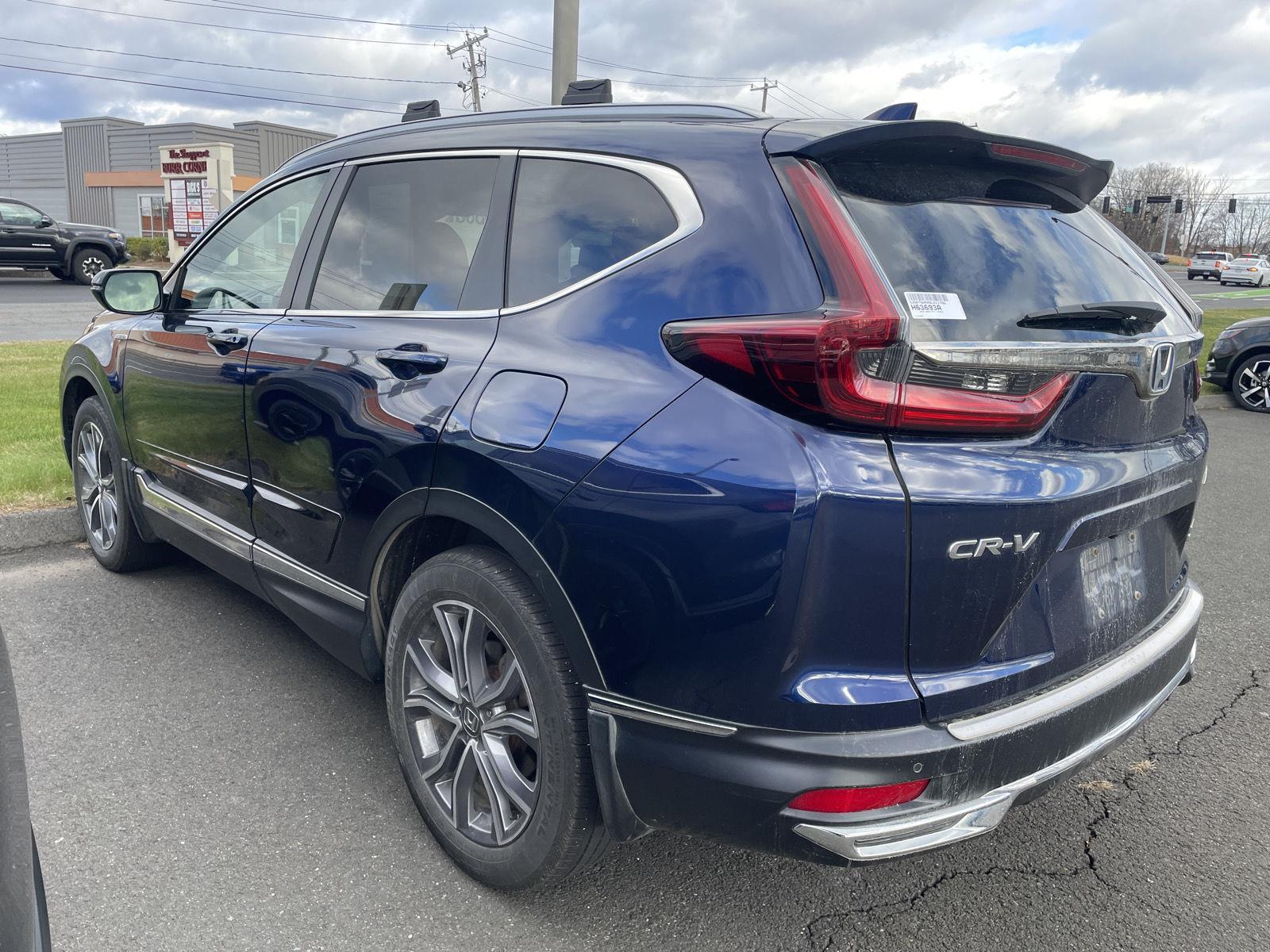 2022 Honda CR-V Hybrid Touring photo 3
