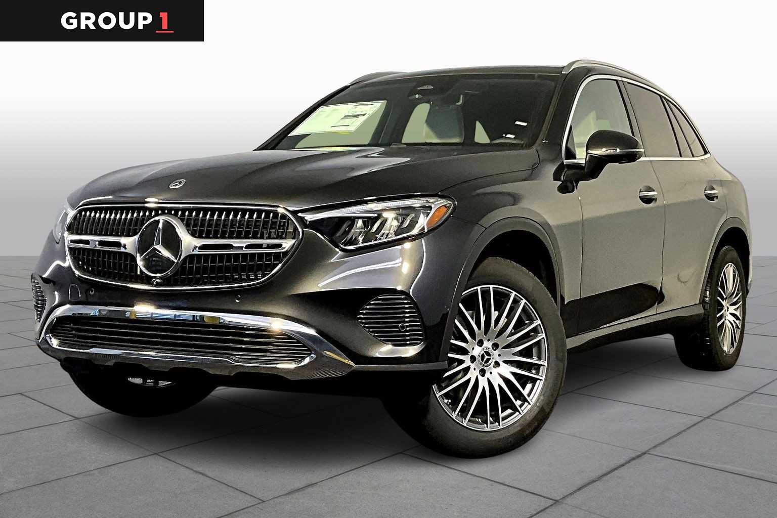 2026 Mercedes-Benz GLC Base's photo