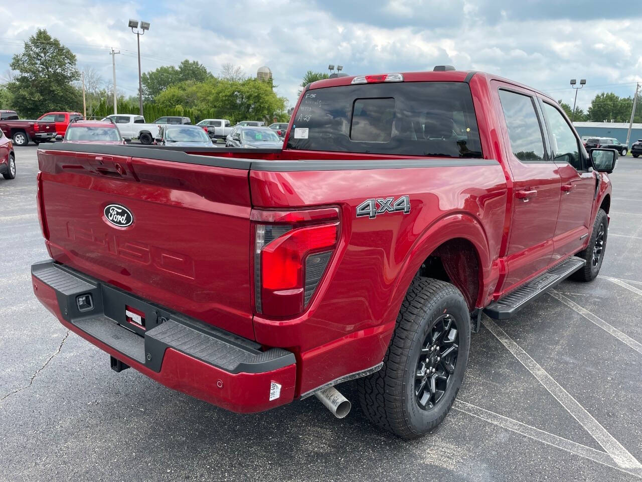2025 Ford F-150 XLT photo 4