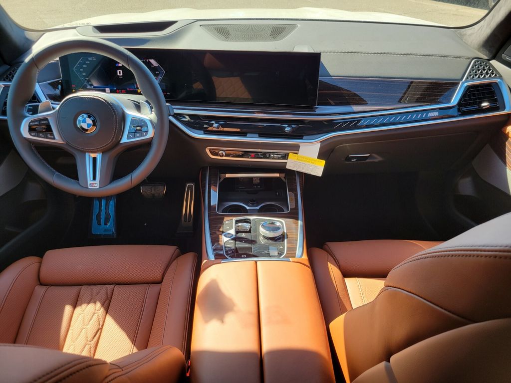 2026 Bmw X7 M60i photo 11