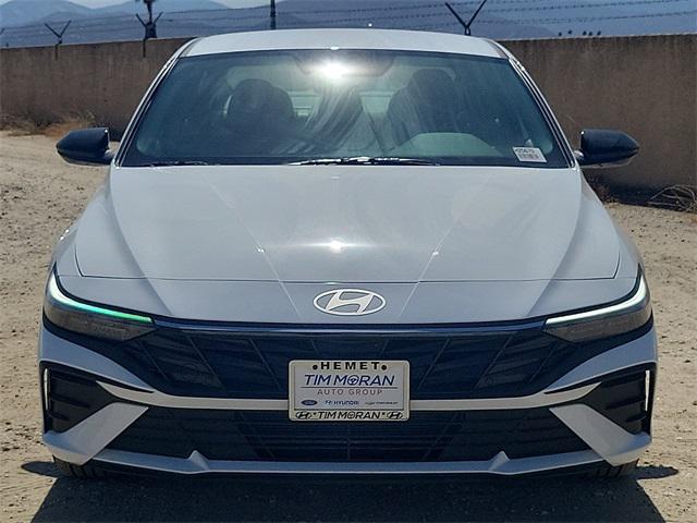 2025 Hyundai Elantra SEL Sport photo 19