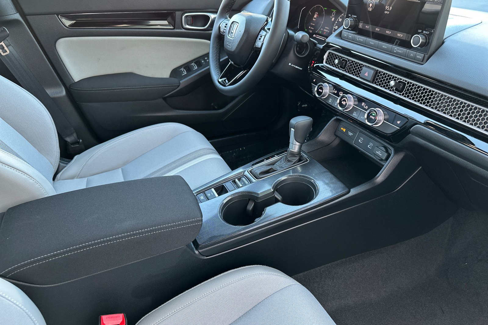 2025 Honda Civic Hybrid Sport photo 8