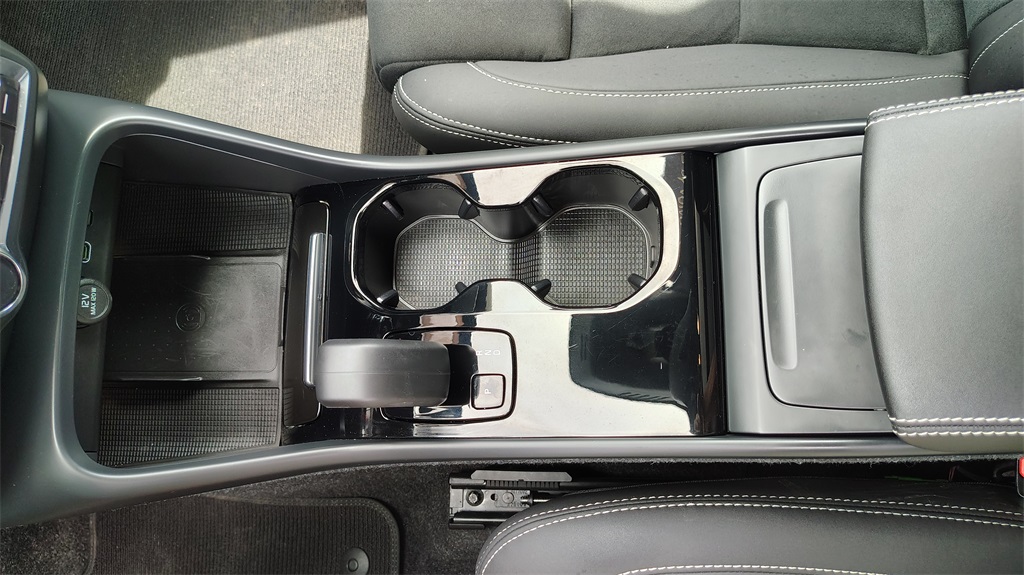 2023 Volvo XC40 Recharge Ultimate photo 23