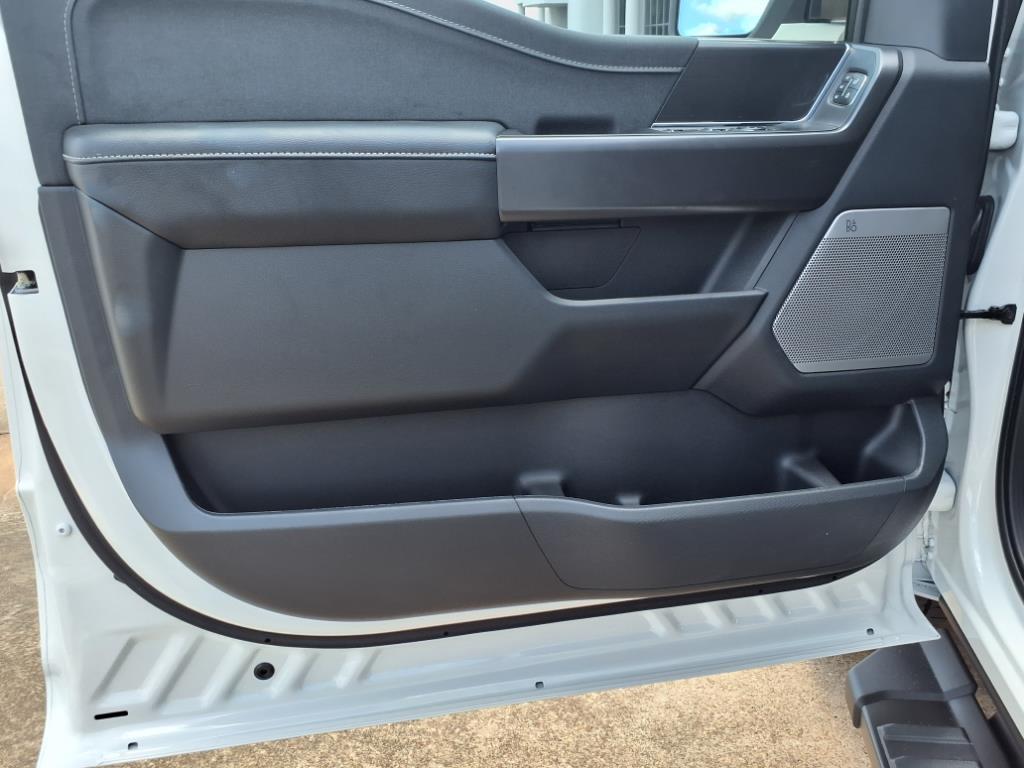 2025 Ford F-150 Lariat photo 19