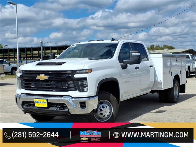 2025 Chevrolet Silverado 3500HD Work Truck's photo