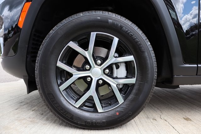2025 Jeep Grand Cherokee Limited photo 19