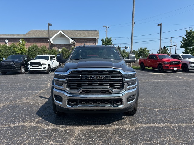 2025 Ram 4500 Tradesman photo 3
