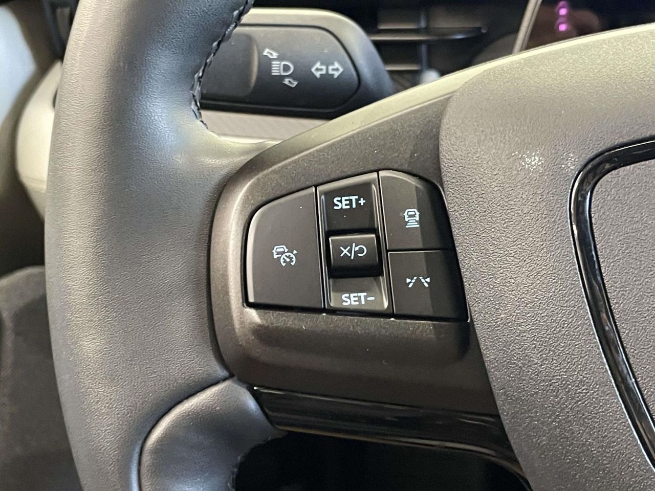 2021 Ford Mustang Mach-E Premium photo 19