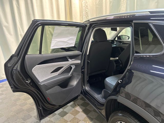2025 Volkswagen Tiguan S photo 21