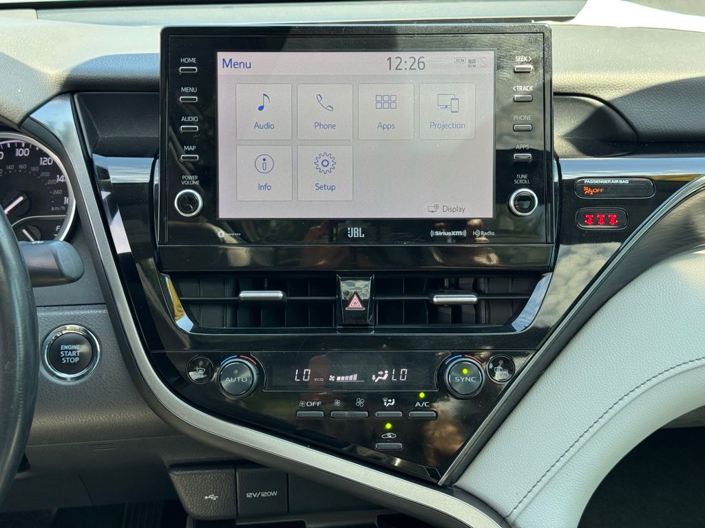 2023 Toyota Camry XLE V6 photo 13