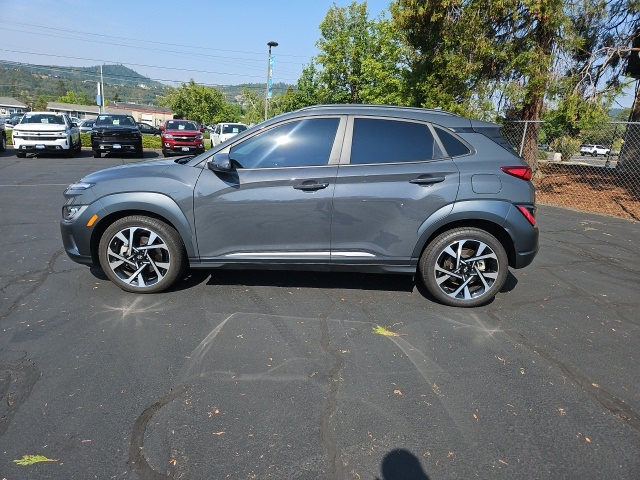 2023 Hyundai Kona Limited photo 4