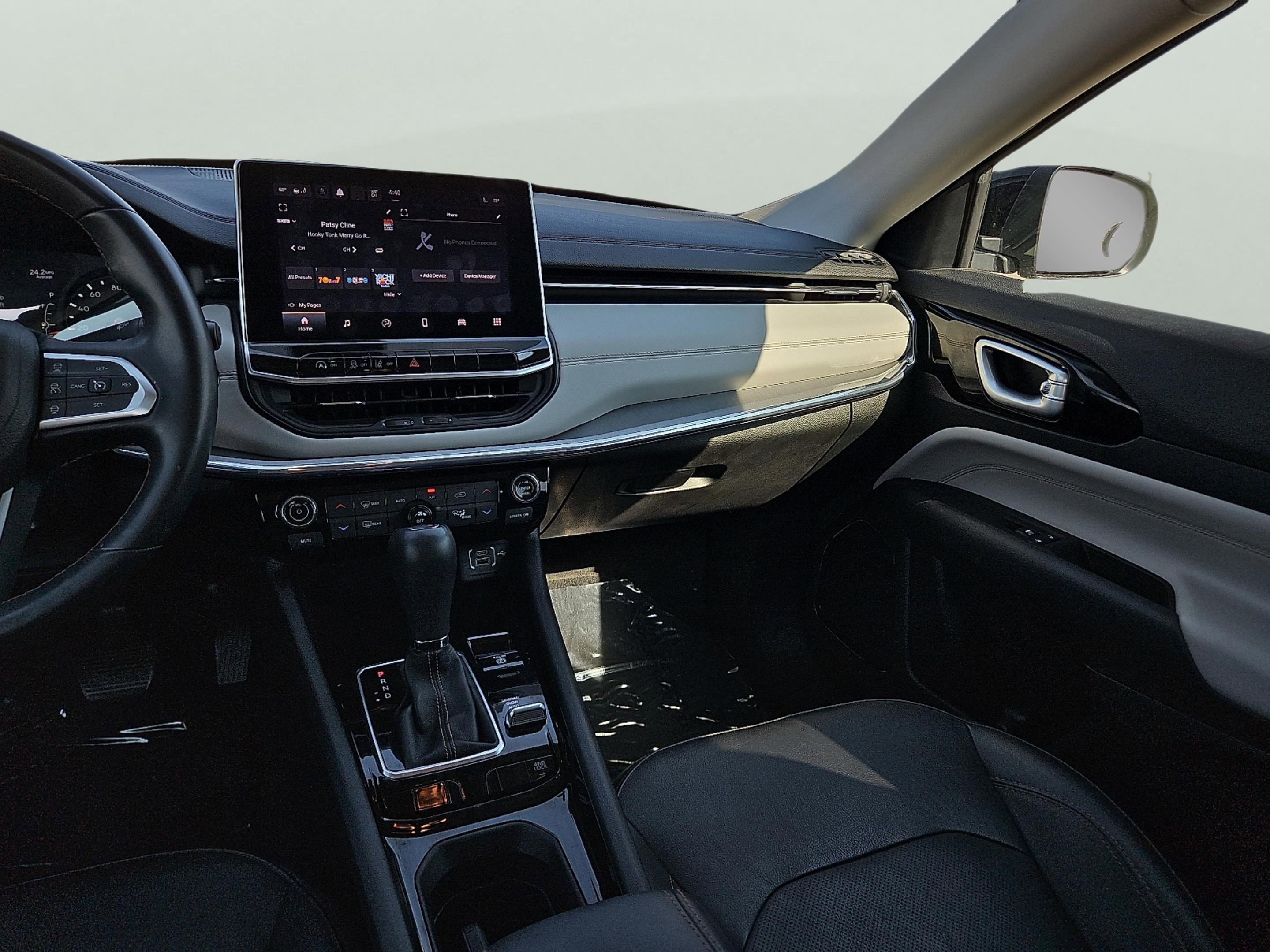 2022 Jeep Compass Limited photo 11