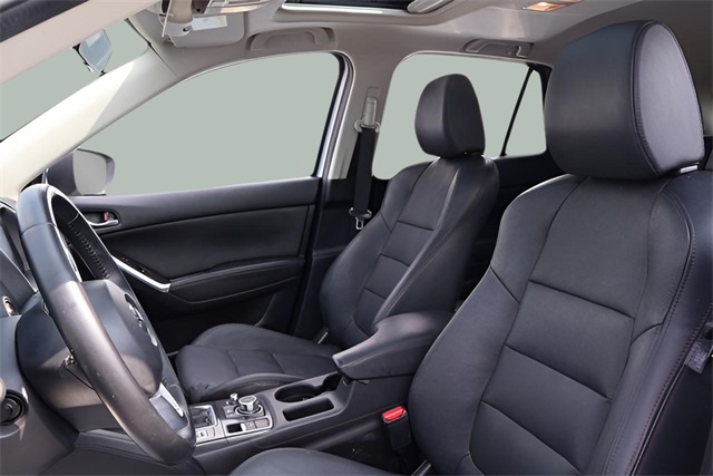 2016 Mazda CX-5 Grand Touring photo 4