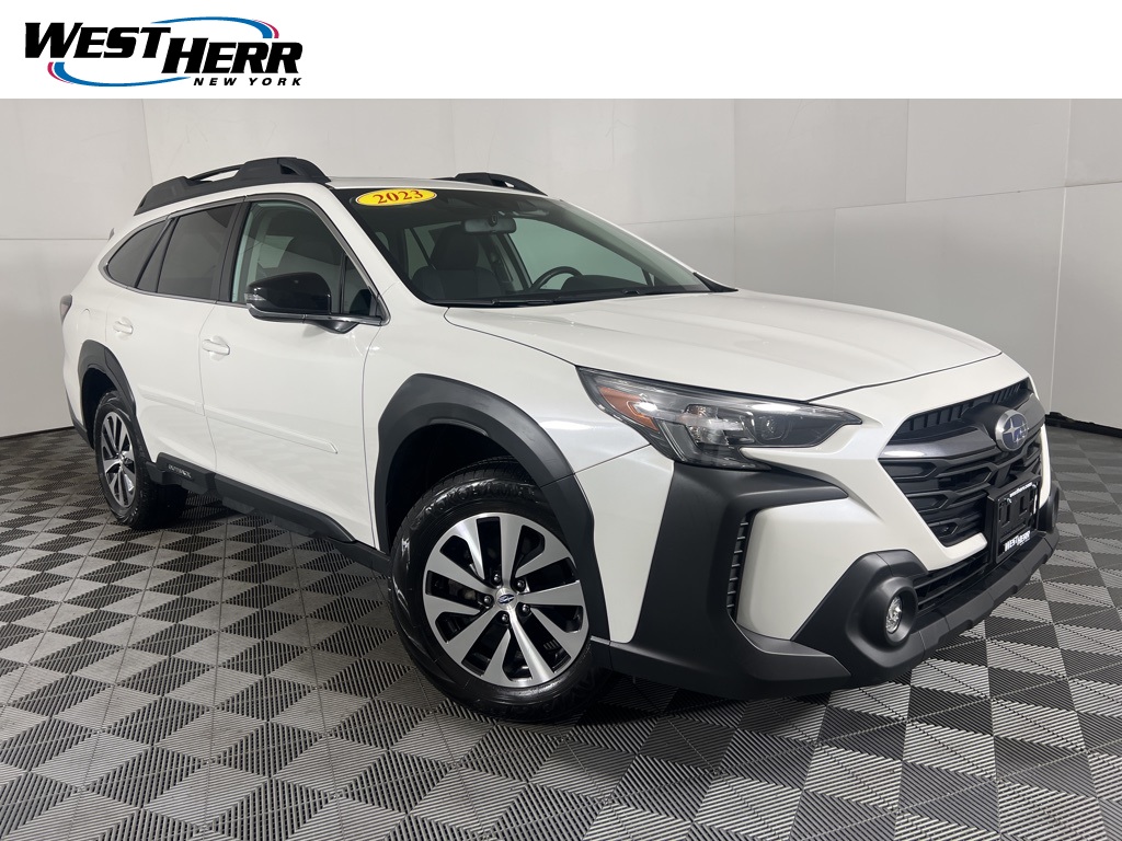 2023 Subaru Outback Premium's photo