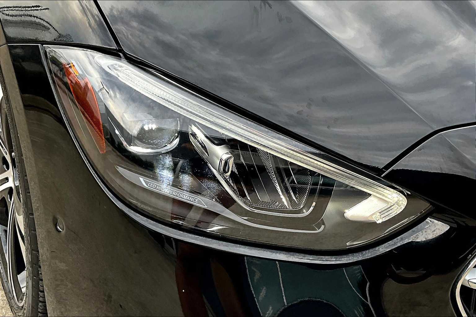 2025 Mercedes Benz C 300 photo 24