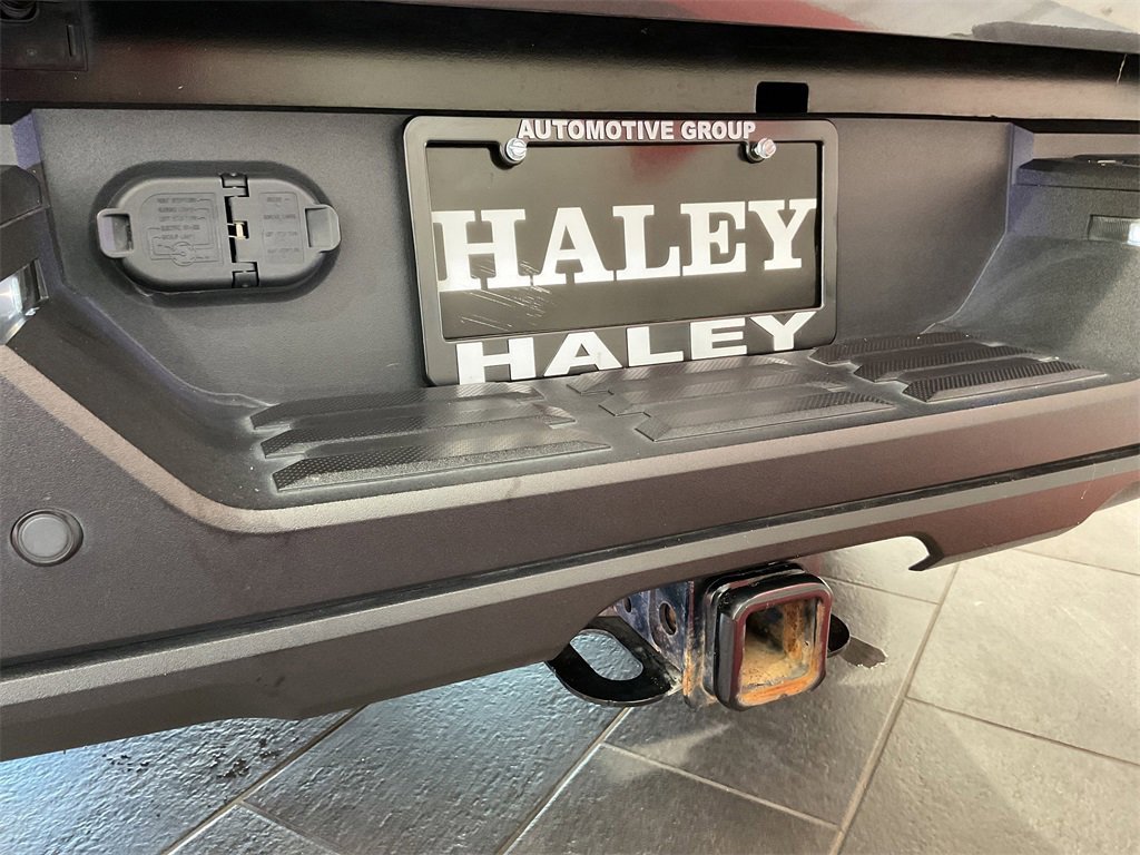 2022 Toyota Tundra SR5 CrewMax photo 6