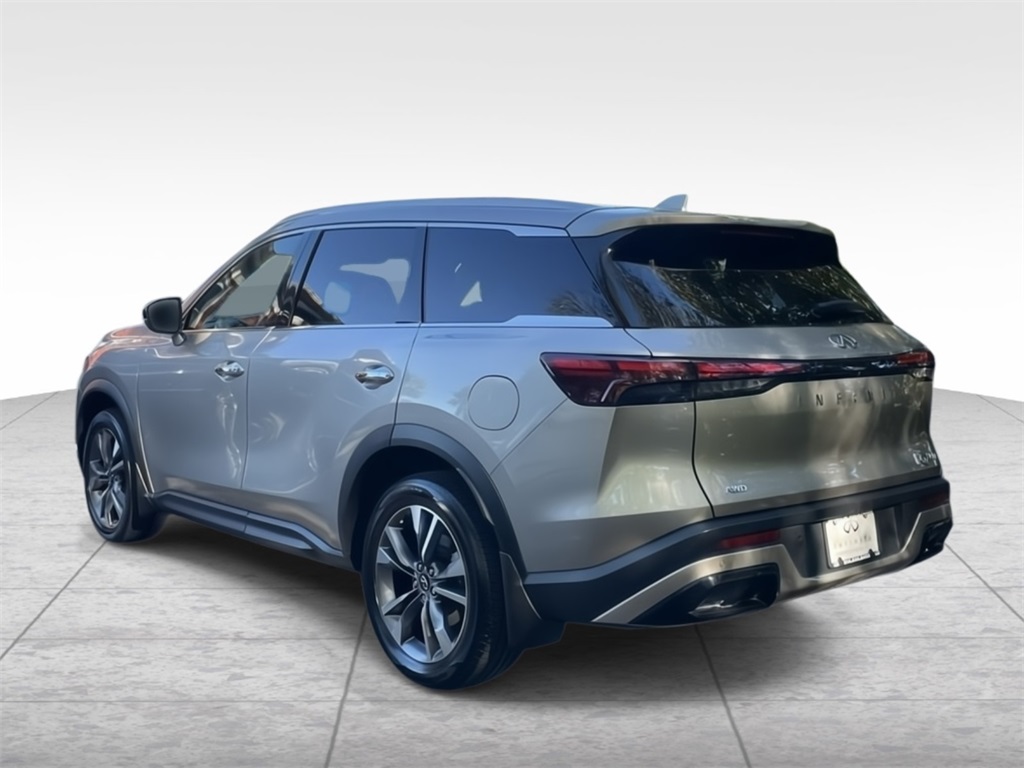 2023 Infiniti QX60 Luxe photo 4