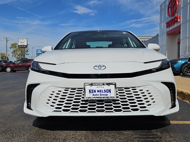2026 Toyota Camry XSE photo 2
