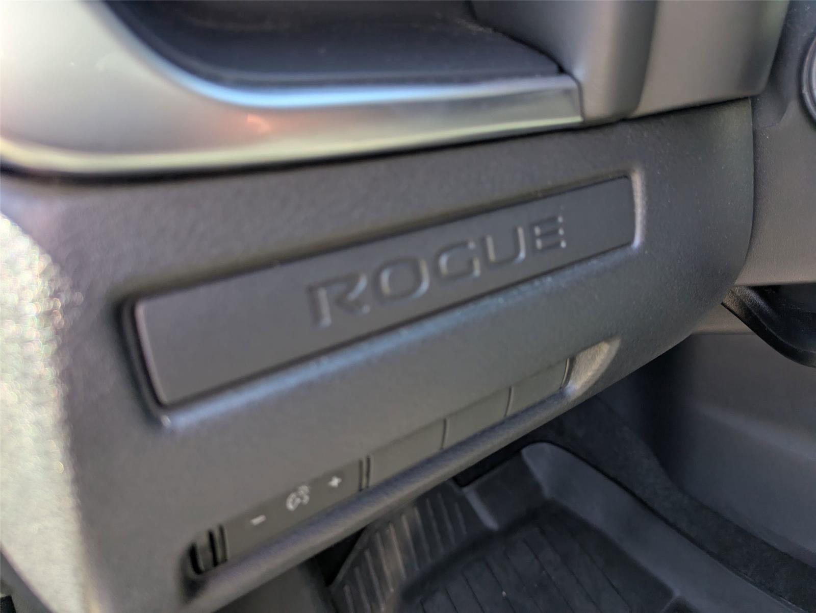 2023 Nissan Rogue S photo 12