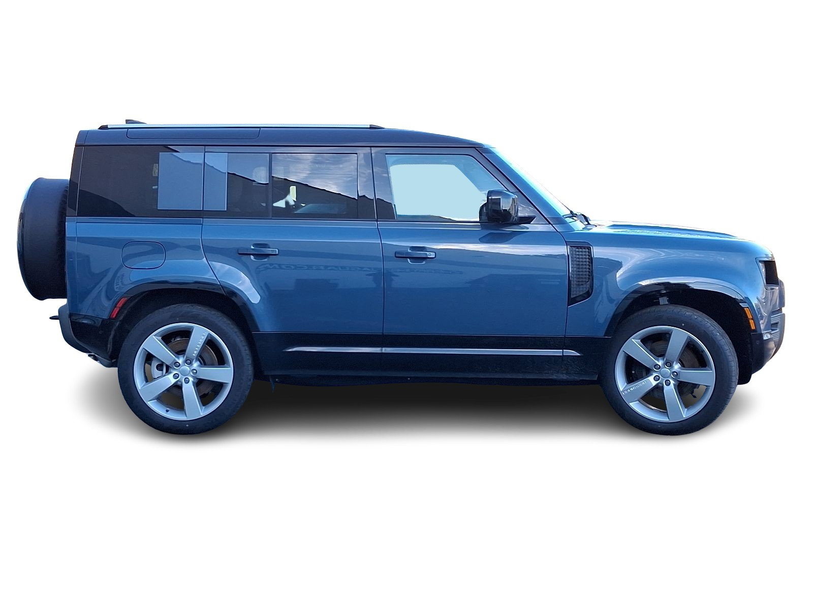 2025 Land Rover Defender X-Dynamic SE photo 4