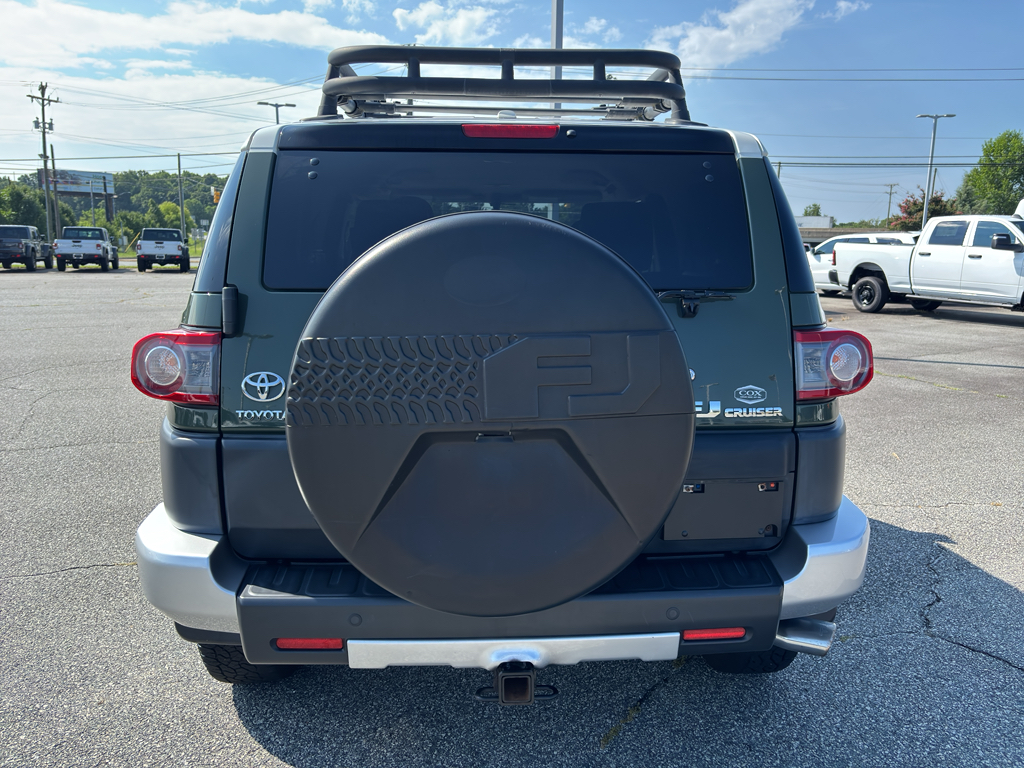 2014 Toyota FJ Cruiser Base photo 5