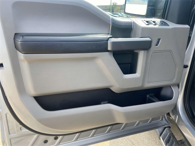 2020 Ford F-150 XLT photo 11