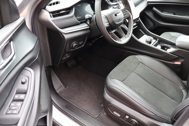 2025 Jeep Grand Cherokee Altitude X photo 7