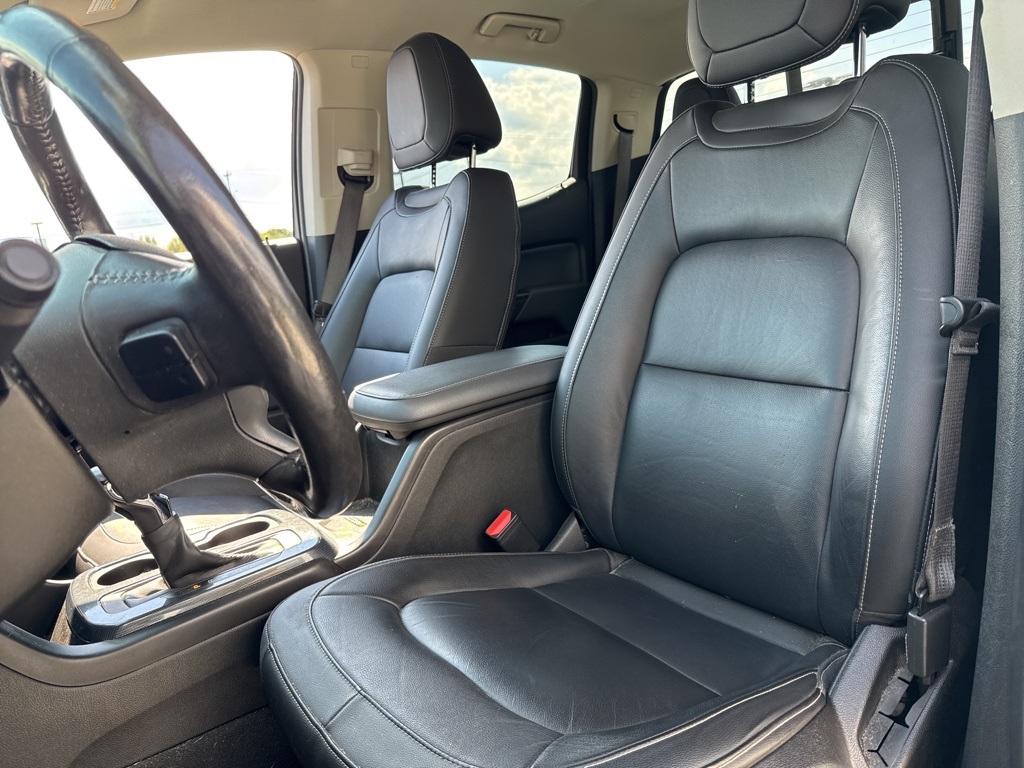 2022 Chevrolet Colorado Z71 photo 3