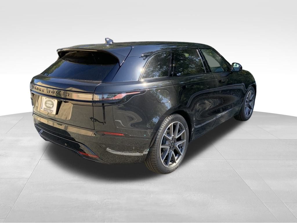 2026 Land Rover Range Rover Velar SE photo 8