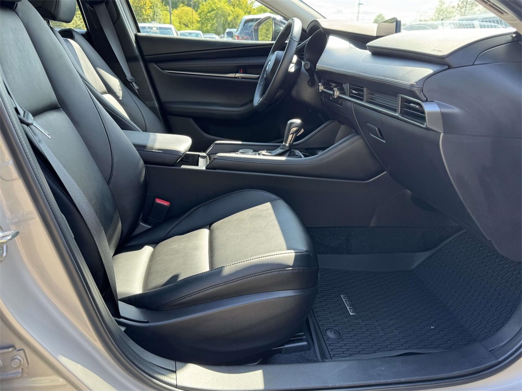 2025 Mazda Mazda3 2.5 Select Sport photo 14